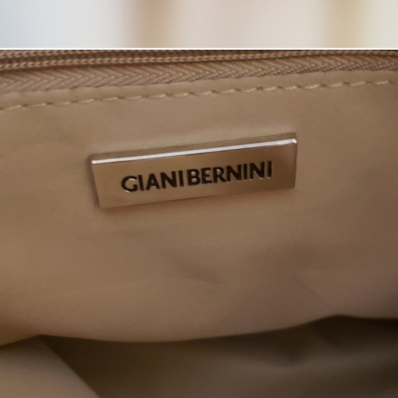Giani Bernini Red/Tan Saffiano Domed Satchel NEW - Picture 5 of 8